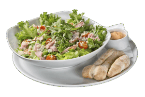 Salaatti kolmella täytteellä